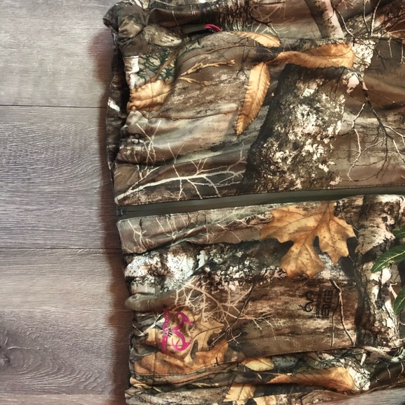 Realtree Edge Hunting Jacket - Picture 2 of 7